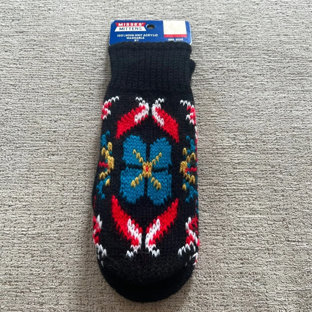 Vintage Avon Misses Mittens Black Fair Isle Nova-Knit Acrylic One Size NWT